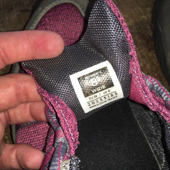 KURU Chicane Sneaker Womens 8.5 Wide Grey Pink Hiking Shoe Walking Gorpcore - Picture 9 of 9